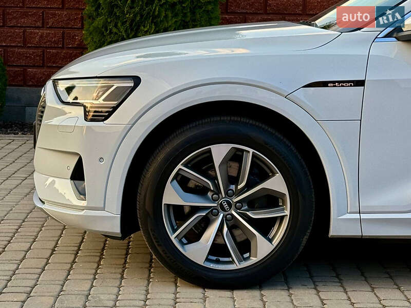 Внедорожник / Кроссовер Audi e-tron 2020 в Ровно
