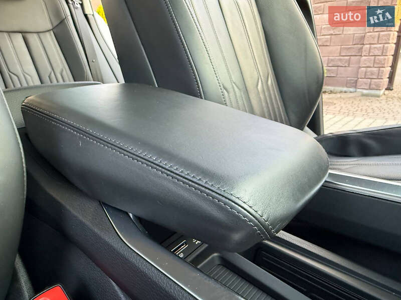 Внедорожник / Кроссовер Audi e-tron 2020 в Ровно