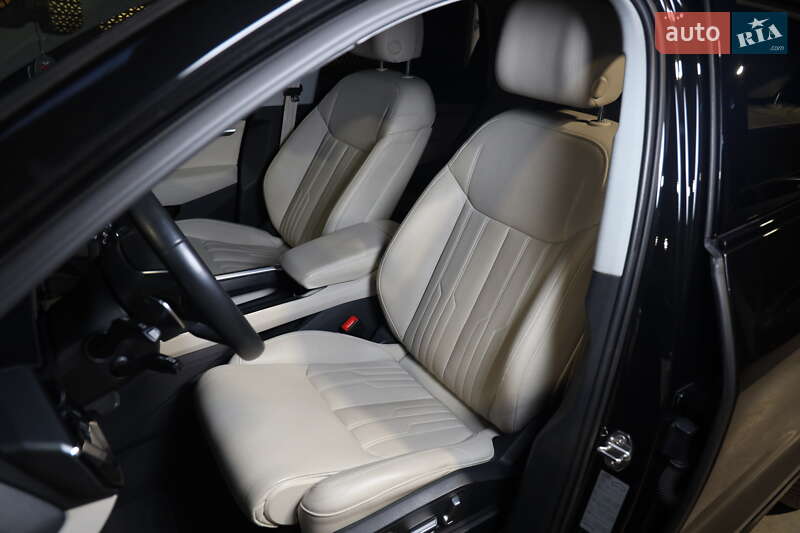 Внедорожник / Кроссовер Audi e-tron 2019 в Луцке фото 17 Внедорожник / Кроссовер Audi e-tron 2019 в Луцке