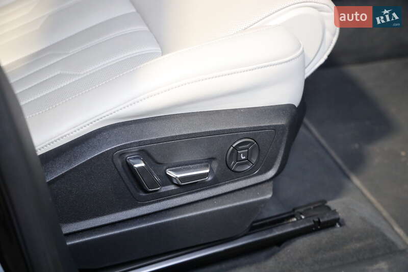 Внедорожник / Кроссовер Audi e-tron 2019 в Луцке фото 35 Внедорожник / Кроссовер Audi e-tron 2019 в Луцке