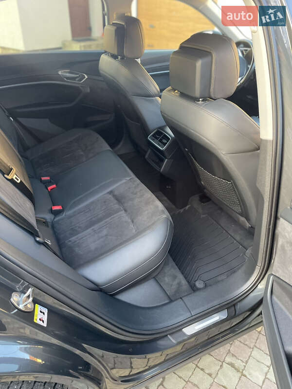 Внедорожник / Кроссовер Audi e-tron 2020 в Самборе фото 21 Внедорожник / Кроссовер Audi e-tron 2020 в Самборе