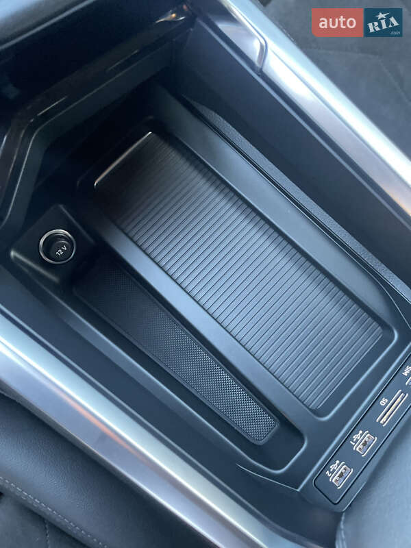 Внедорожник / Кроссовер Audi e-tron 2020 в Самборе фото 36 Внедорожник / Кроссовер Audi e-tron 2020 в Самборе