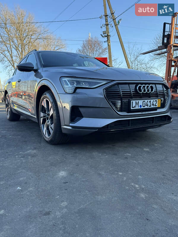 Внедорожник / Кроссовер Audi e-tron 2021 в Черновцах фото 2 Внедорожник / Кроссовер Audi e-tron 2021 в Черновцах