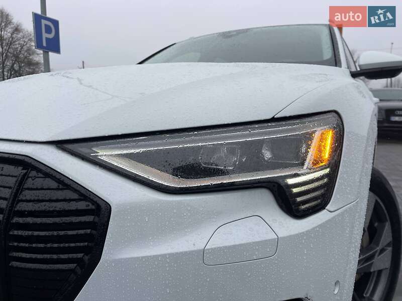Внедорожник / Кроссовер Audi e-tron 2020 в Львове фото 7 Внедорожник / Кроссовер Audi e-tron 2020 в Львове