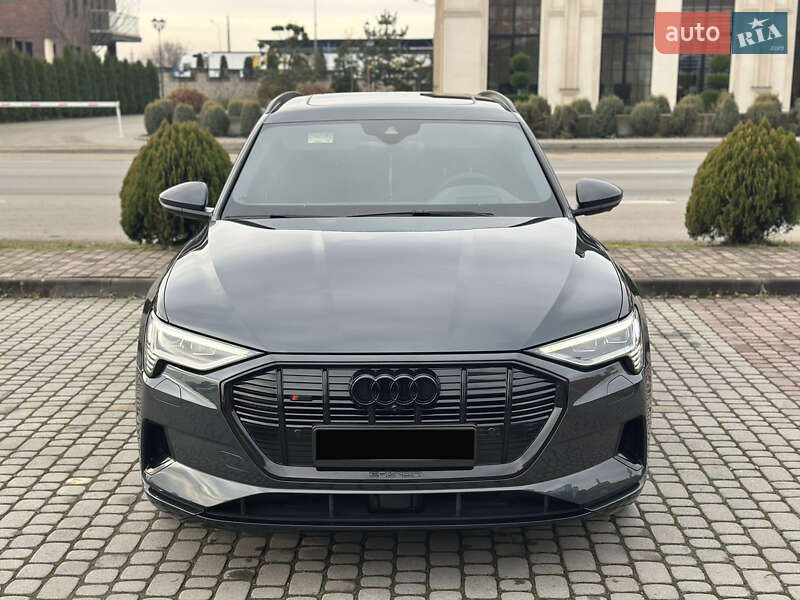 Audi e-tron 2019