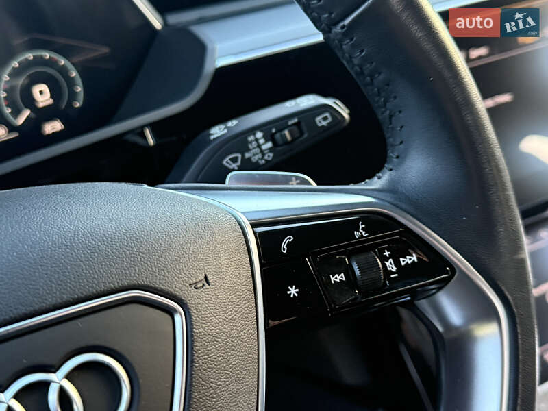 Внедорожник / Кроссовер Audi e-tron 2019 в Ровно