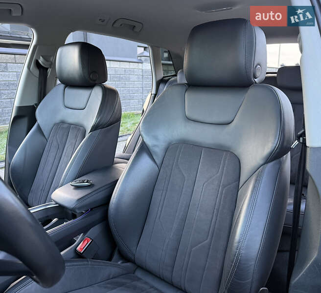 Внедорожник / Кроссовер Audi e-tron 2019 в Ровно
