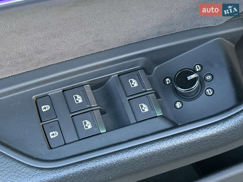 Внедорожник / Кроссовер Audi e-tron 2019 в Ровно