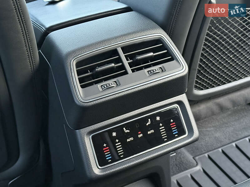 Внедорожник / Кроссовер Audi e-tron 2019 в Ровно