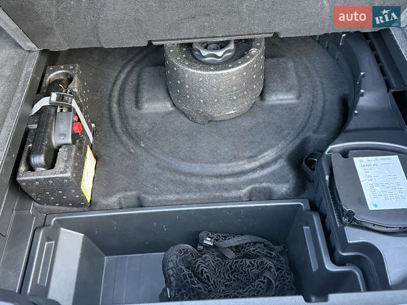 Внедорожник / Кроссовер Audi e-tron 2019 в Ровно