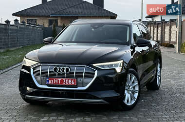 Позашляховик / Кросовер Audi e-tron 2019 в Рівному
