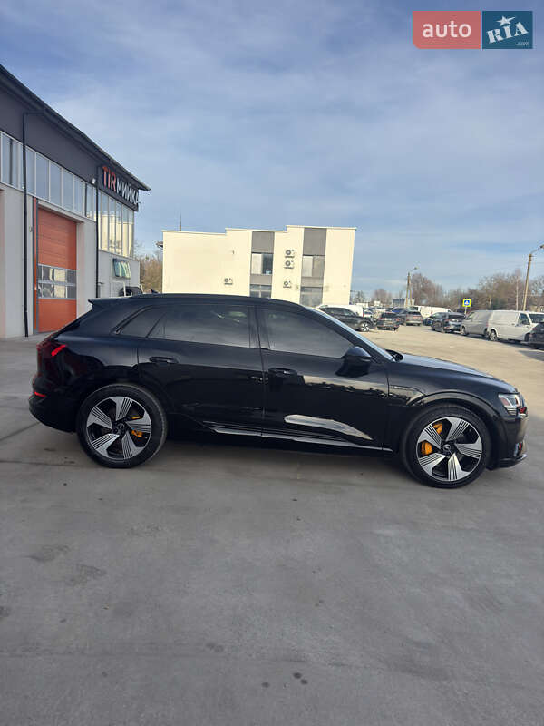 Внедорожник / Кроссовер Audi e-tron 2021 в Львове фото 7 Внедорожник / Кроссовер Audi e-tron 2021 в Львове