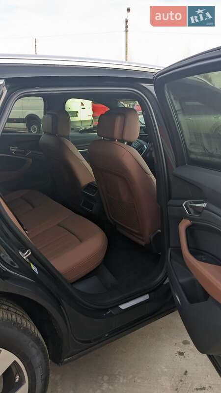 Внедорожник / Кроссовер Audi e-tron 2022 в Львове фото 12 Внедорожник / Кроссовер Audi e-tron 2022 в Львове