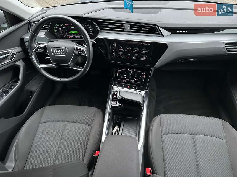 Внедорожник / Кроссовер Audi e-tron 2020 в Черновцах
