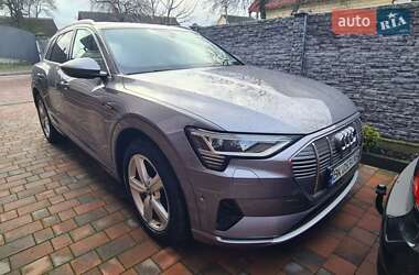 Внедорожник / Кроссовер Audi e-tron 2019 в Ровно