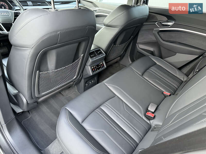 Внедорожник / Кроссовер Audi e-tron 2022 в Мукачево фото 29 Внедорожник / Кроссовер Audi e-tron 2022 в Мукачево