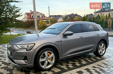 Внедорожник / Кроссовер Audi e-tron 2019 в Ровно
