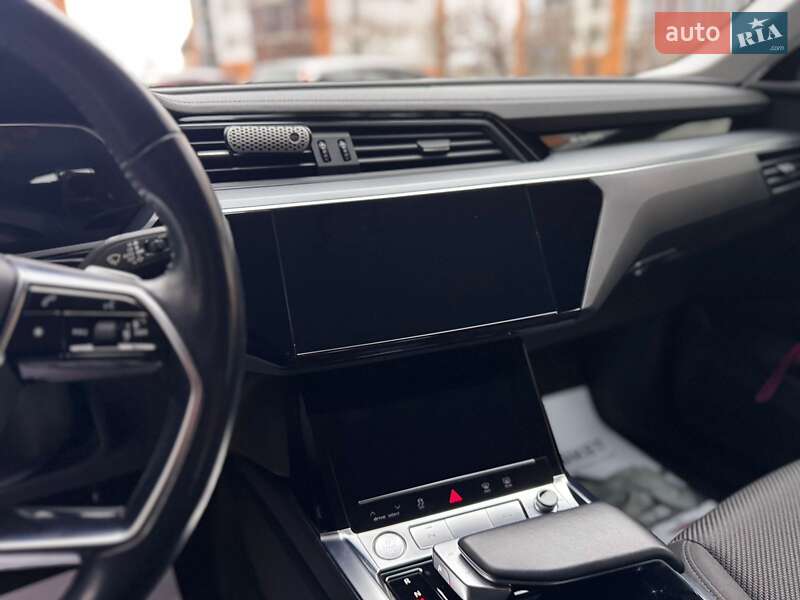 Внедорожник / Кроссовер Audi e-tron 2019 в Ивано-Франковске