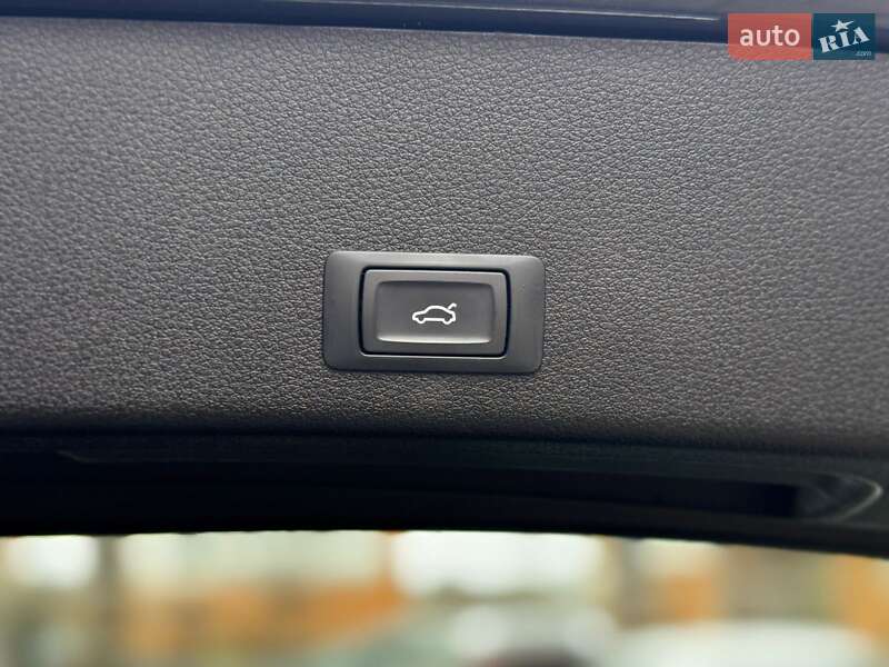 Внедорожник / Кроссовер Audi e-tron 2019 в Ивано-Франковске