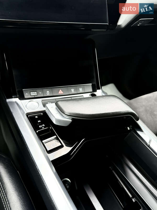 Внедорожник / Кроссовер Audi e-tron 2019 в Дрогобыче