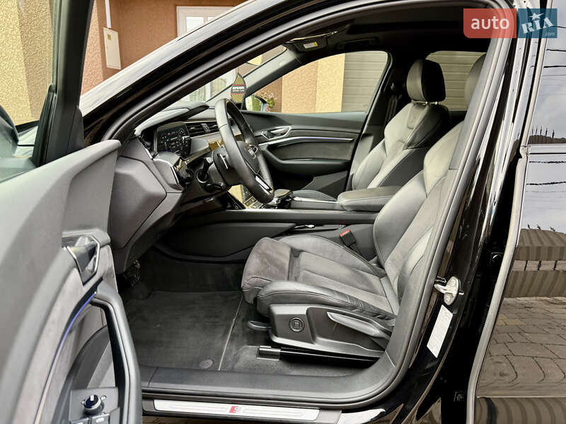 Внедорожник / Кроссовер Audi e-tron 2021 в Тернополе