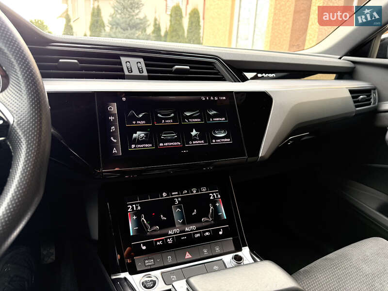 Внедорожник / Кроссовер Audi e-tron 2021 в Тернополе
