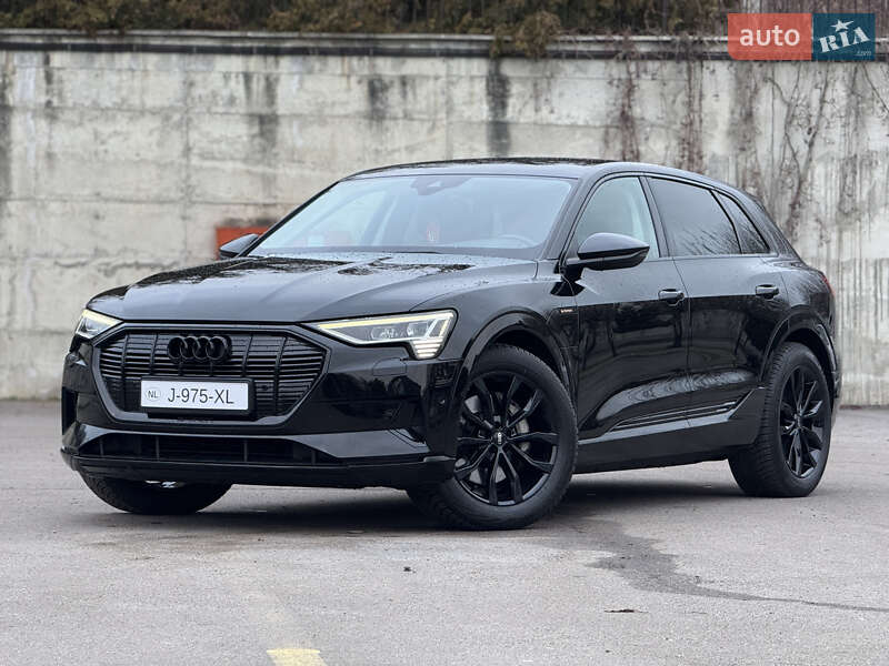 Внедорожник / Кроссовер Audi e-tron 2021 в Ровно фото 16 Внедорожник / Кроссовер Audi e-tron 2021 в Ровно