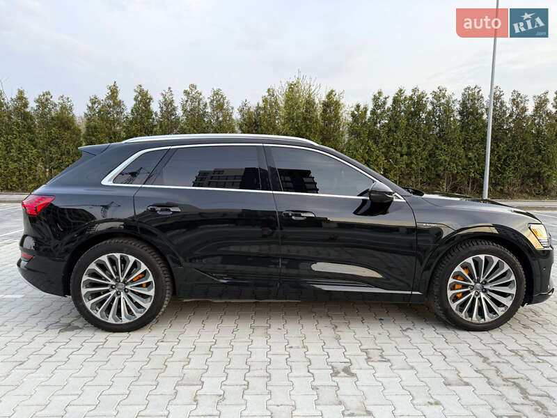 Внедорожник / Кроссовер Audi e-tron 2019 в Львове