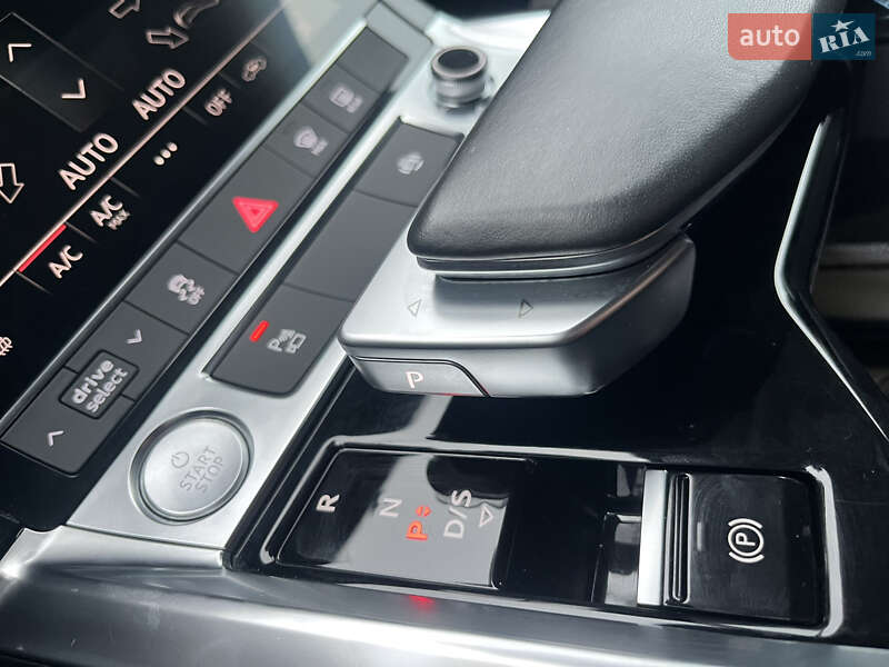 Внедорожник / Кроссовер Audi e-tron 2020 в Умани фото 37 Внедорожник / Кроссовер Audi e-tron 2020 в Умани