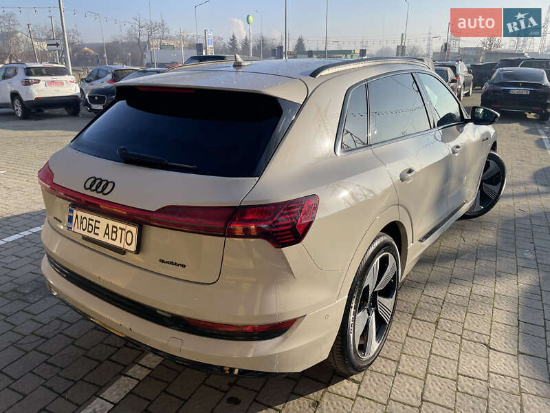 Внедорожник / Кроссовер Audi e-tron 2021 в Львове