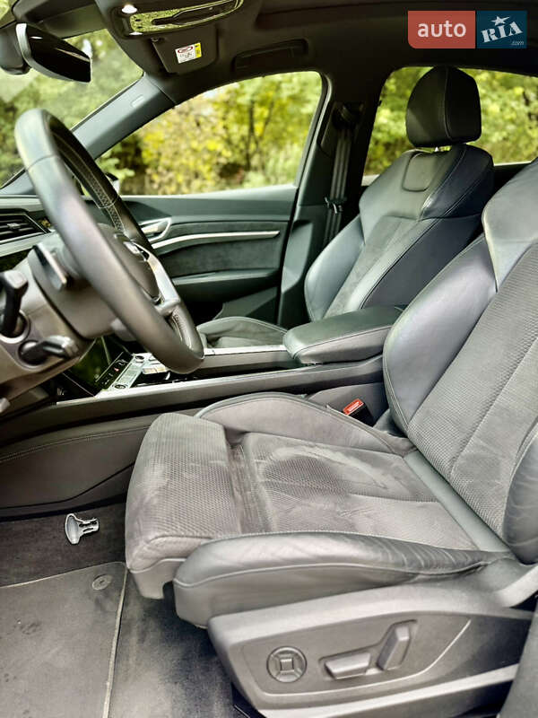 Внедорожник / Кроссовер Audi e-tron 2020 в Львове