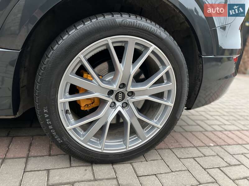 Позашляховик / Кросовер Audi e-tron 2023 в Хмельницькому