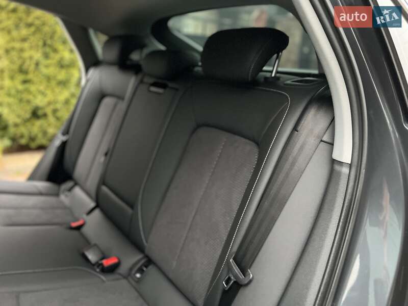 Позашляховик / Кросовер Audi e-tron 2023 в Хмельницькому