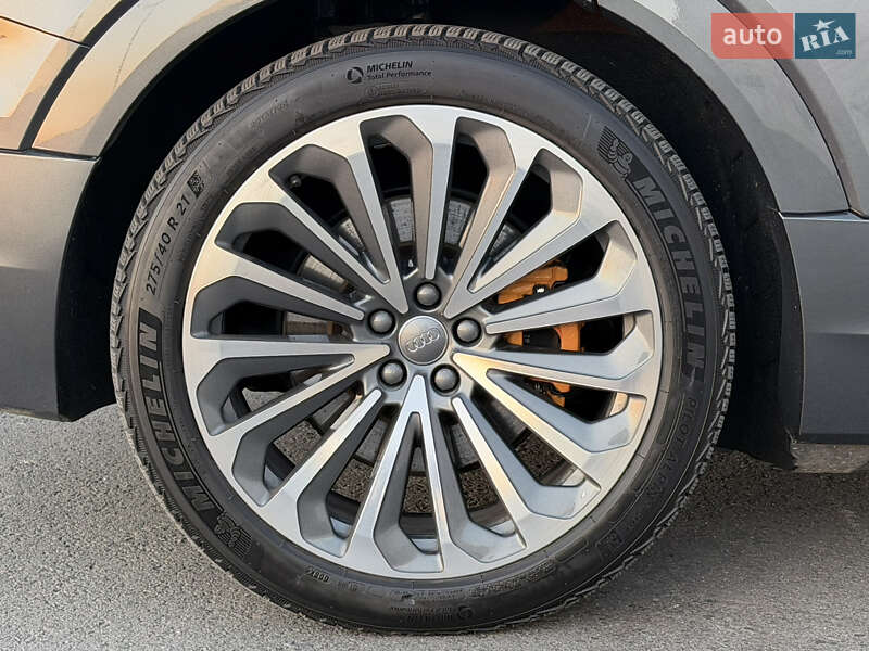 Внедорожник / Кроссовер Audi e-tron 2020 в Львове