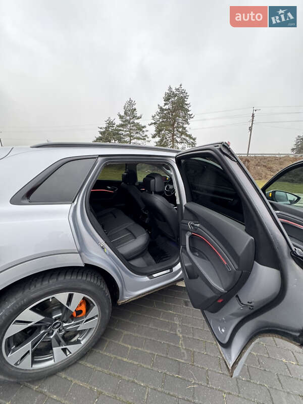 Внедорожник / Кроссовер Audi e-tron 2022 в Львове