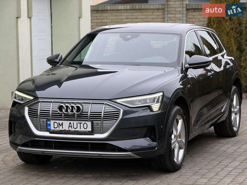 Внедорожник / Кроссовер Audi e-tron 2021 в Тернополе