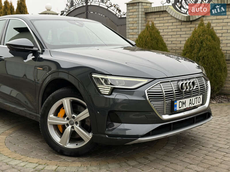 Внедорожник / Кроссовер Audi e-tron 2021 в Тернополе