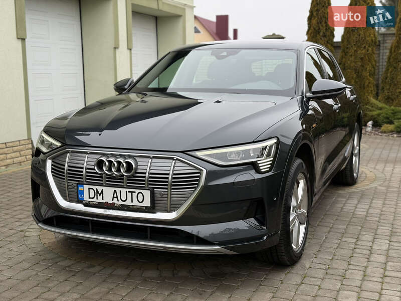 Внедорожник / Кроссовер Audi e-tron 2021 в Тернополе
