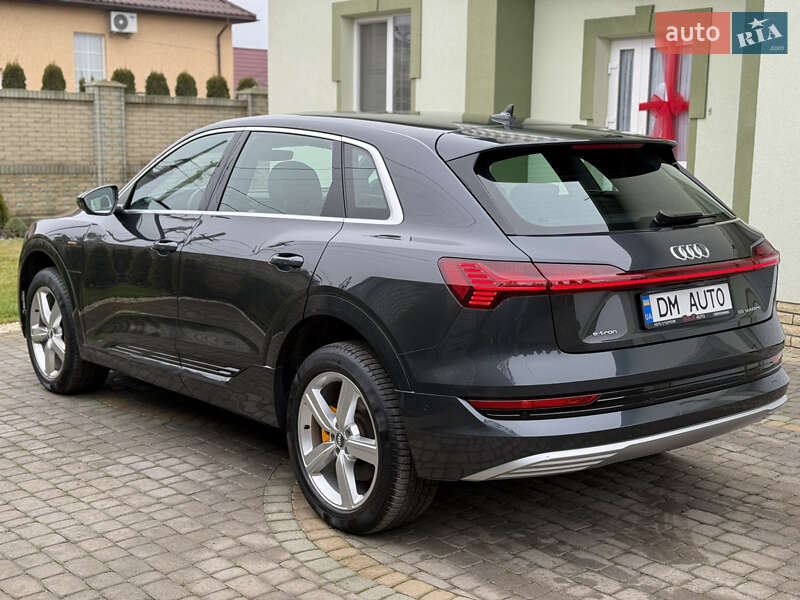 Внедорожник / Кроссовер Audi e-tron 2021 в Тернополе