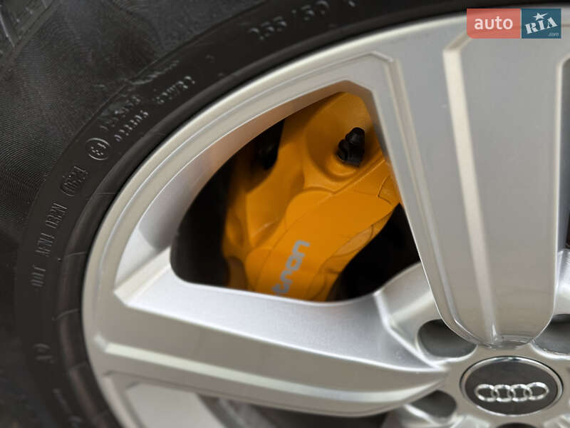 Внедорожник / Кроссовер Audi e-tron 2021 в Тернополе