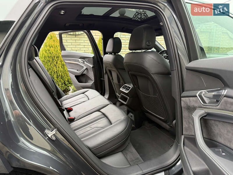 Внедорожник / Кроссовер Audi e-tron 2021 в Тернополе