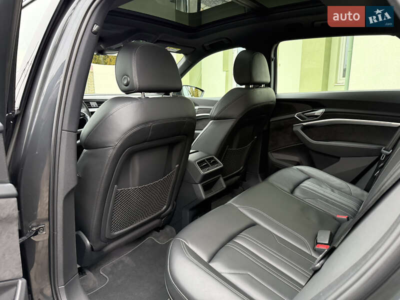 Внедорожник / Кроссовер Audi e-tron 2021 в Тернополе