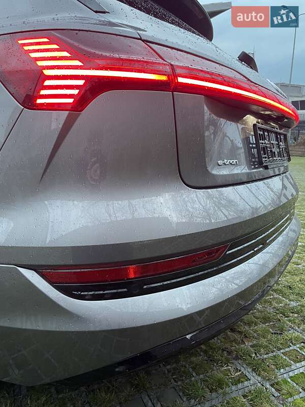 Внедорожник / Кроссовер Audi e-tron 2020 в Львове