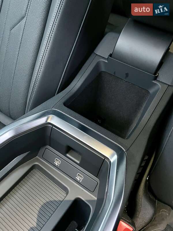 Внедорожник / Кроссовер Audi e-tron 2020 в Львове