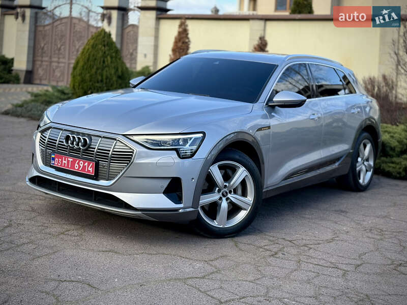 Внедорожник / Кроссовер Audi e-tron 2020 в Днепре