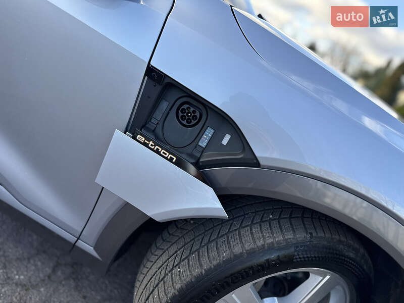 Внедорожник / Кроссовер Audi e-tron 2020 в Днепре