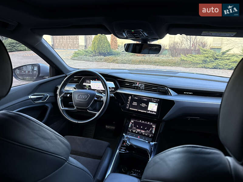 Внедорожник / Кроссовер Audi e-tron 2020 в Днепре
