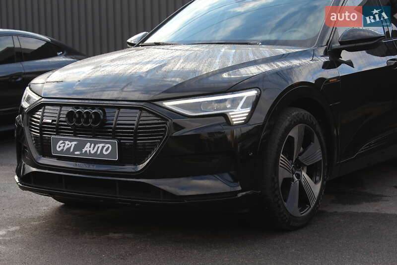 Внедорожник / Кроссовер Audi e-tron 2022 в Киеве
