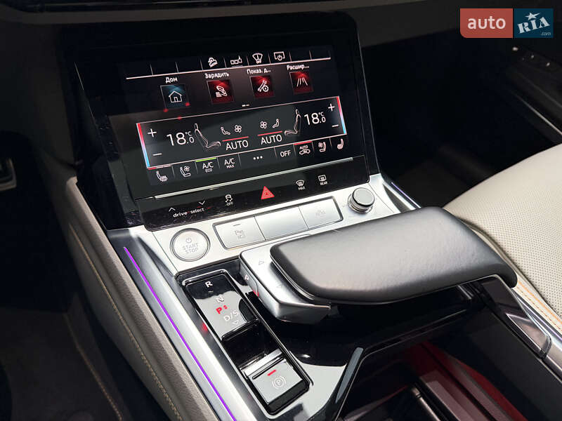 Внедорожник / Кроссовер Audi e-tron 2019 в Киеве