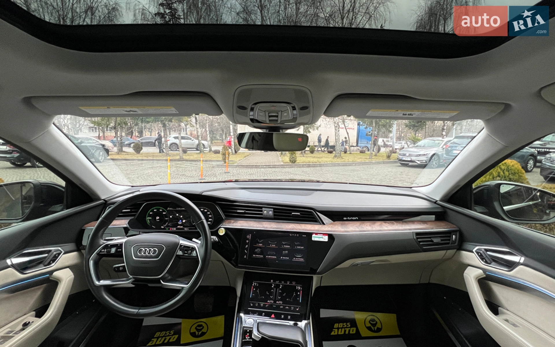 2019 Audi e-tron - мініатюра 13
